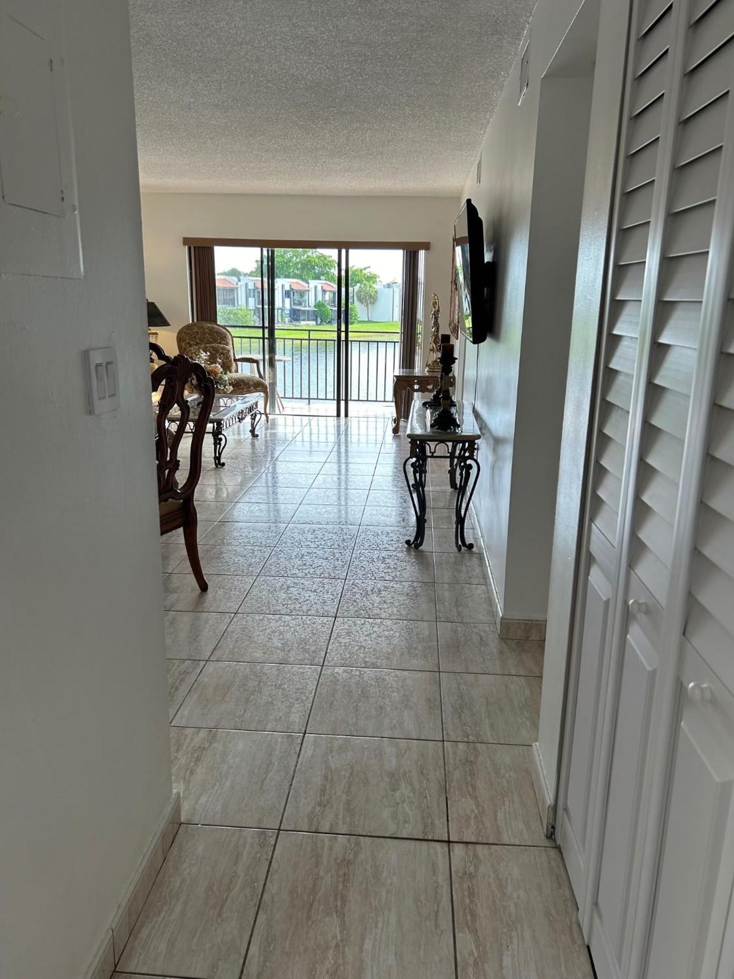 Beautiful Apartment With Very Elegant Colonial Decoration Tamiami Bagian luar foto