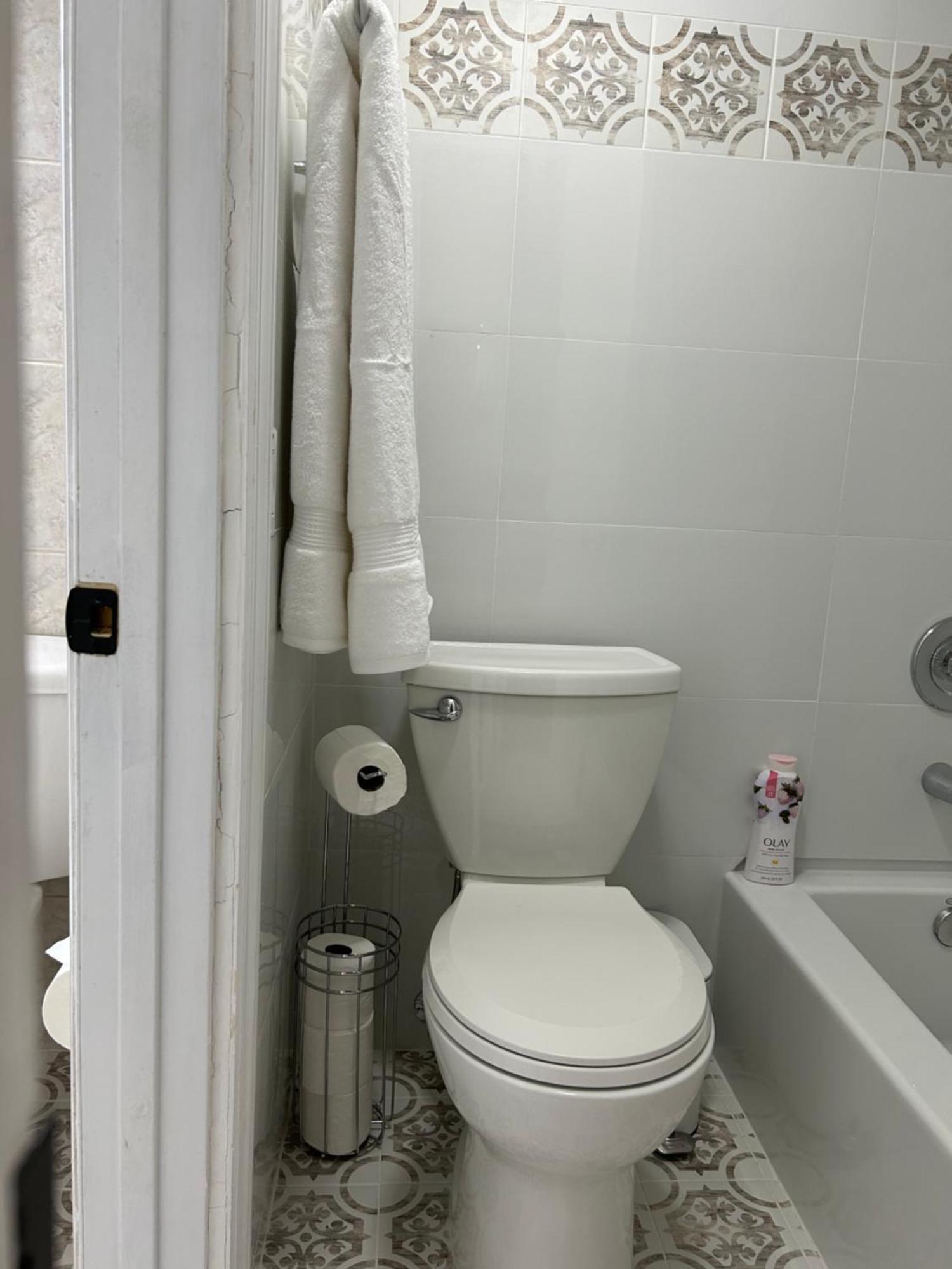 Beautiful Apartment With Very Elegant Colonial Decoration Tamiami Bagian luar foto